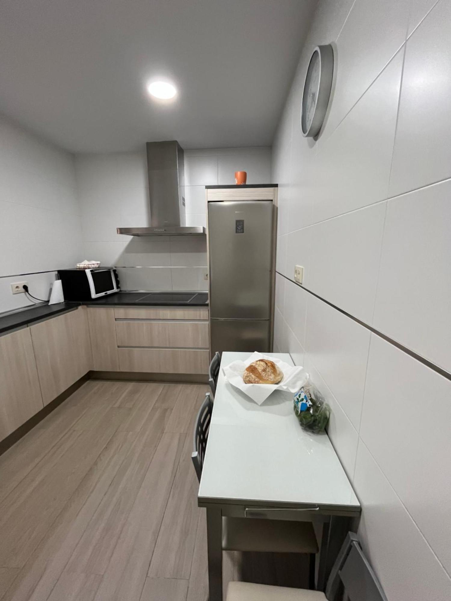 Pensjonat Casa Victoriano Melide Zewnętrze zdjęcie