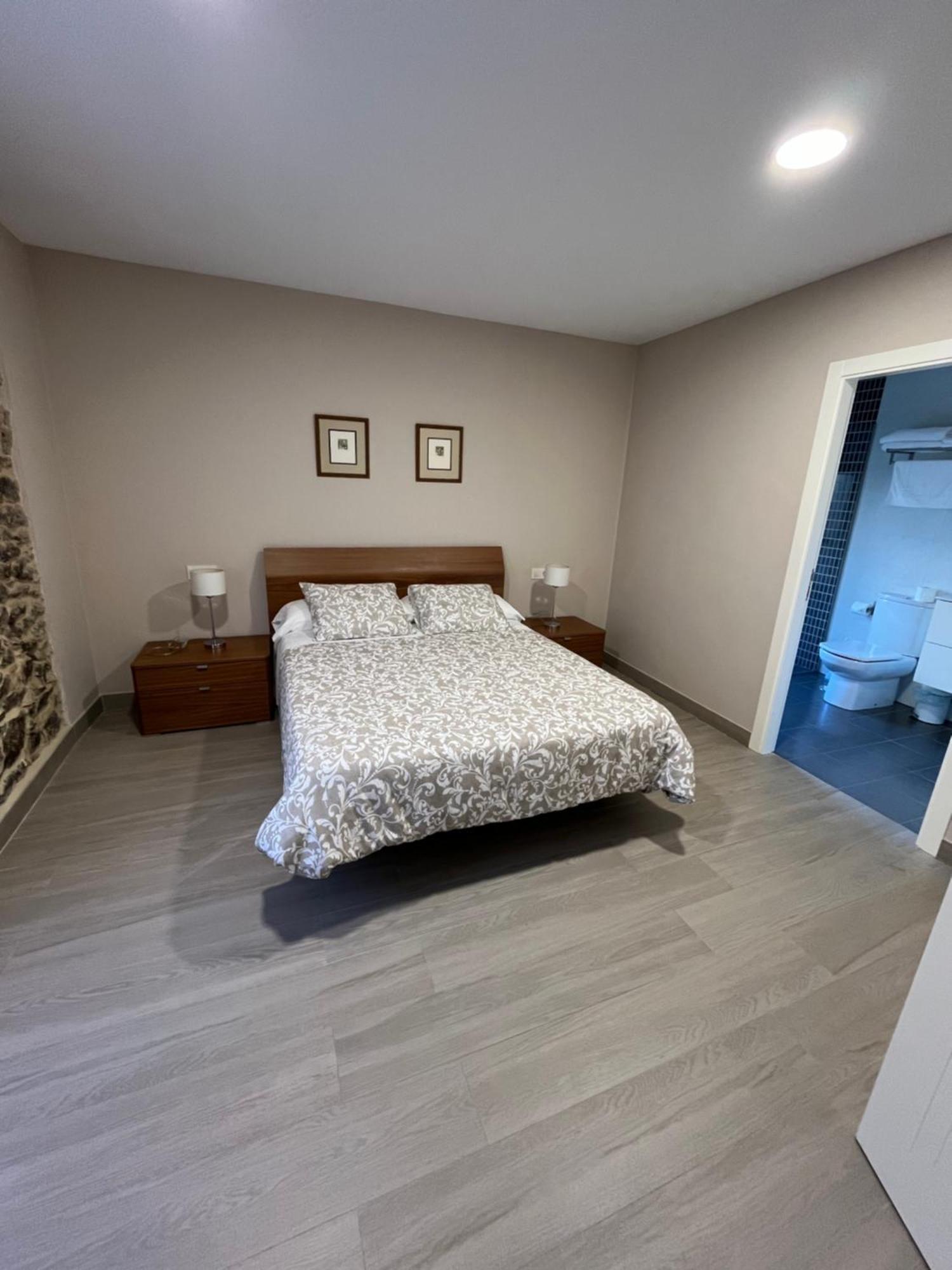 Pensjonat Casa Victoriano Melide Zewnętrze zdjęcie